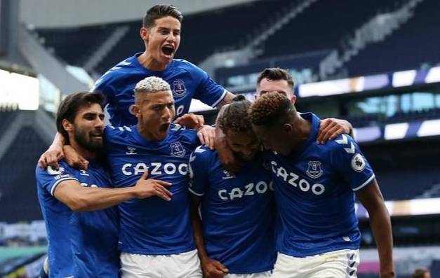 关于赛地聚焦——欧篮联窗口期热度飙升;西汉姆队长鼓劲;质疑声仍在;赛程密集仍需轮换的信息 关于赛地聚焦——欧篮联窗口期热度飙升;西汉姆队长鼓劲;质疑声仍在;赛程密集仍需轮换的信息