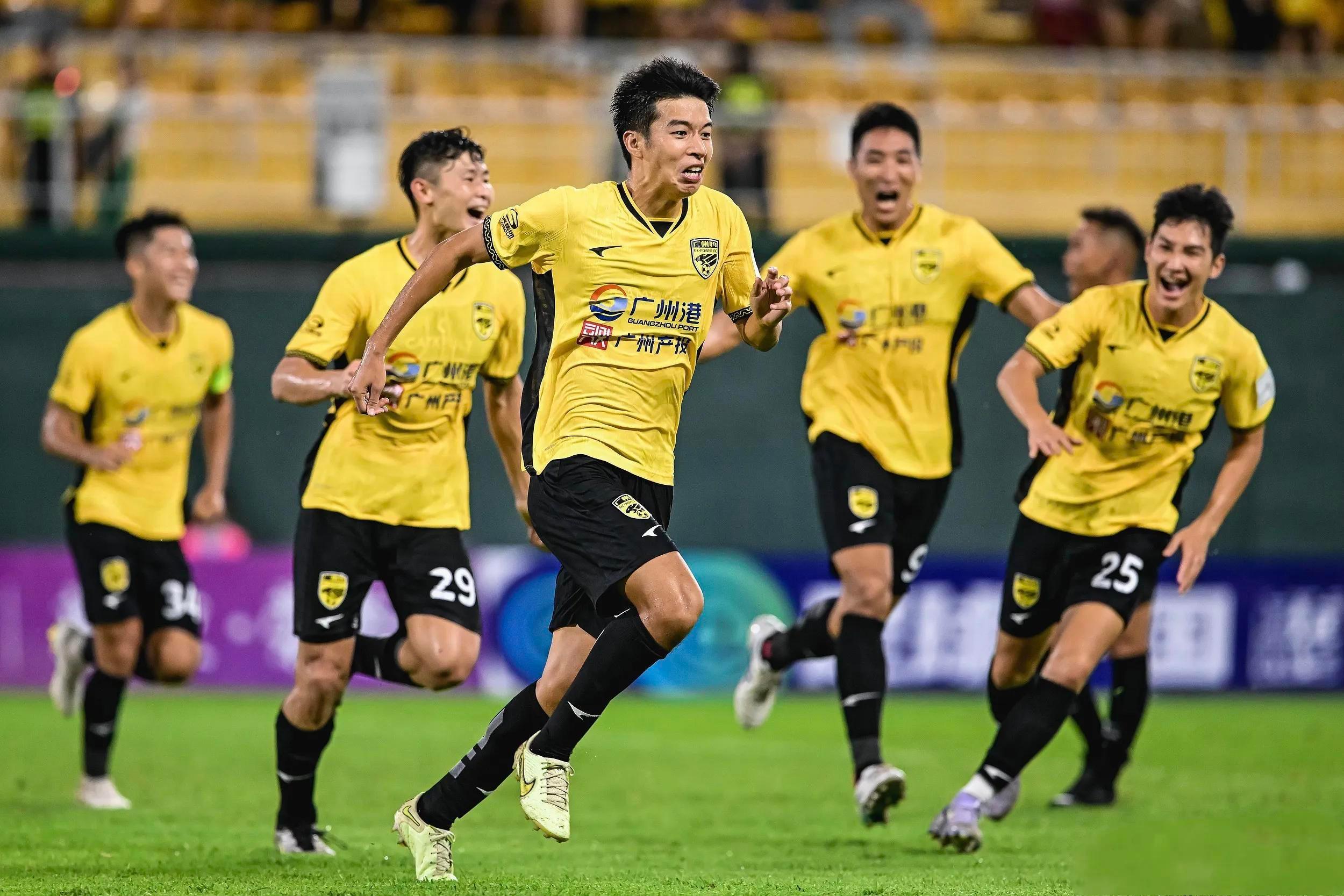 清晨德甲传出新动向，华盛顿奇才门线救险，管理层表态：压力陡增，身体对抗强度拉满(华盛顿奇才官网)-九游体育