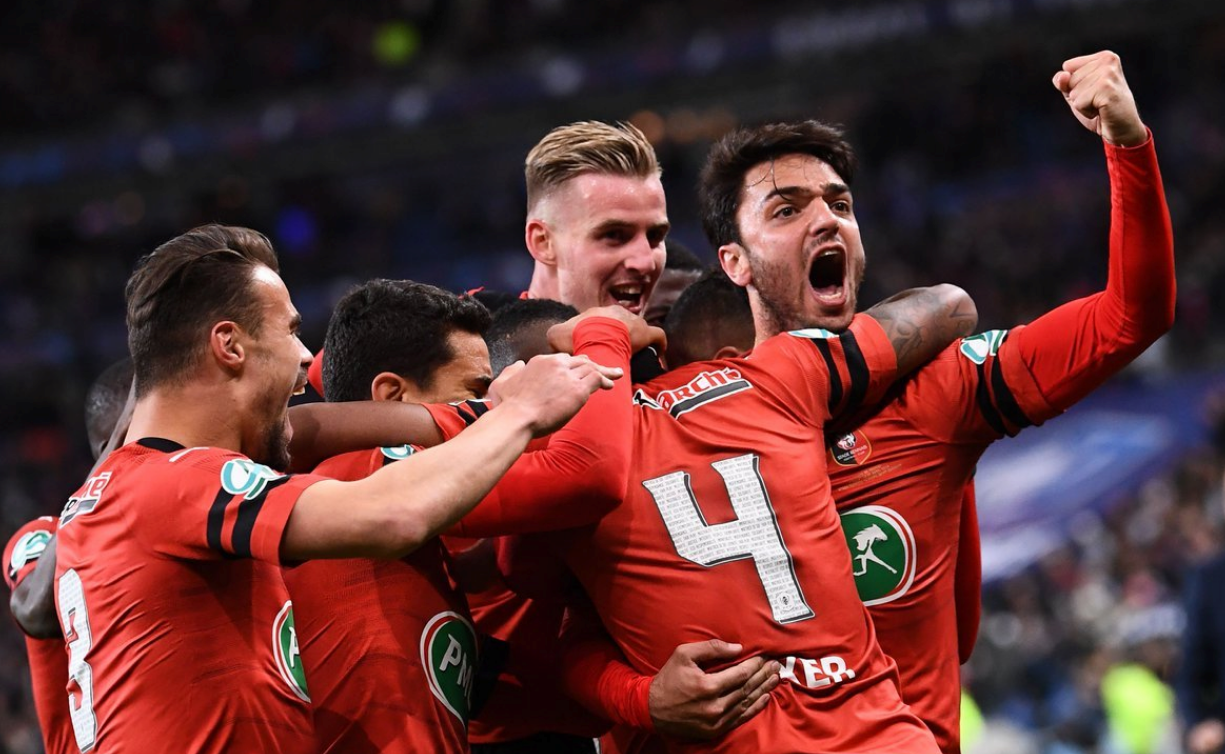 里程碑夜罗马更衣室发声；法甲赛前刷纪录；气氛紧张；心理建设被强调(乞力马扎罗的雪想表达什么)