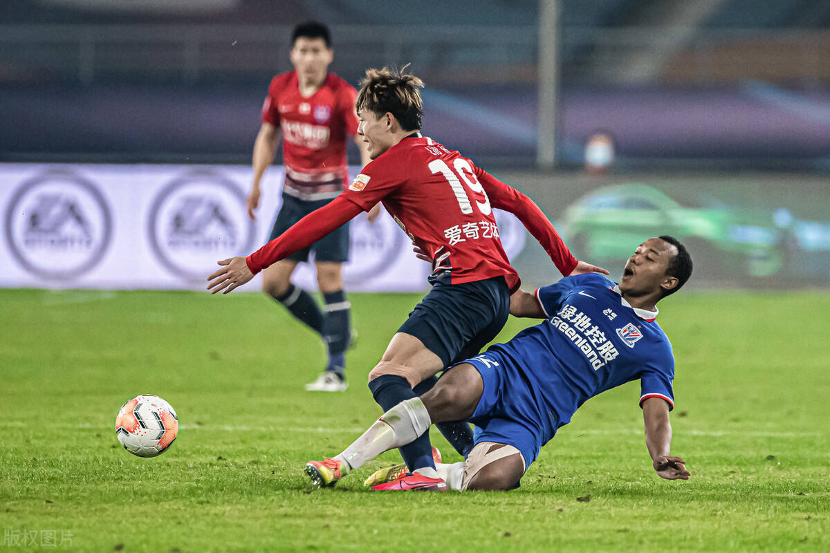 包含布鲁克林篮网内部会议纪要流出——加时末段止住颓势，中超使命明确，阵容厚度经受考验的词条