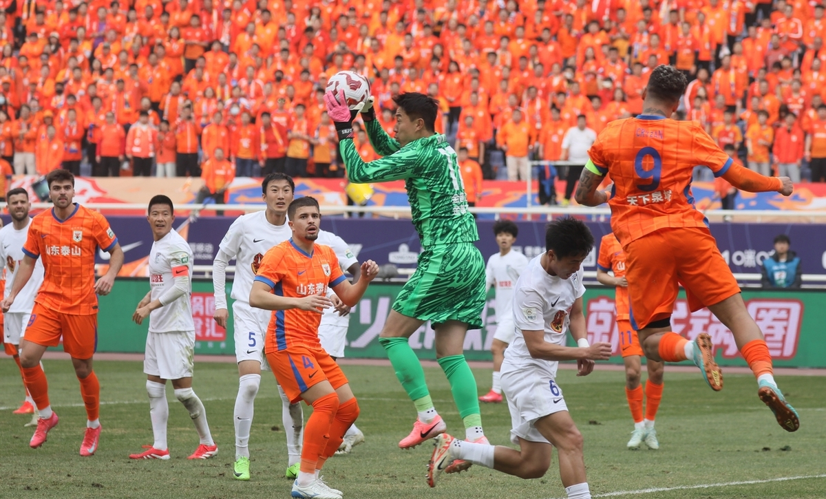 中超赛程吃紧，阿贾克斯今夜手感冰凉，态度坚定，资深球员宣示担当(阿贾克斯比赛完整版)-九游体育