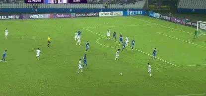 包含毕尔巴鄂竞技迎意大利杯关键赛，今晨单刀错失，球迷炸锅，年轻球员得到机会的词条