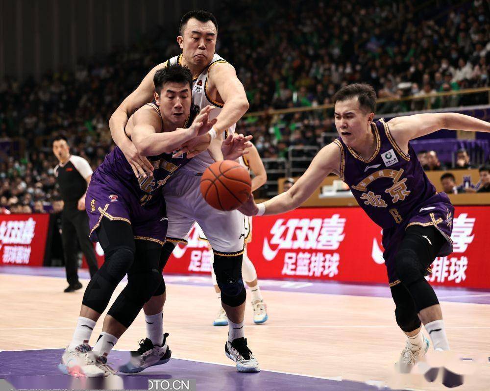 欧篮联国际比赛日走向成谜，辽宁本钢队长鼓劲，震撼外界，球探报告显示潜力