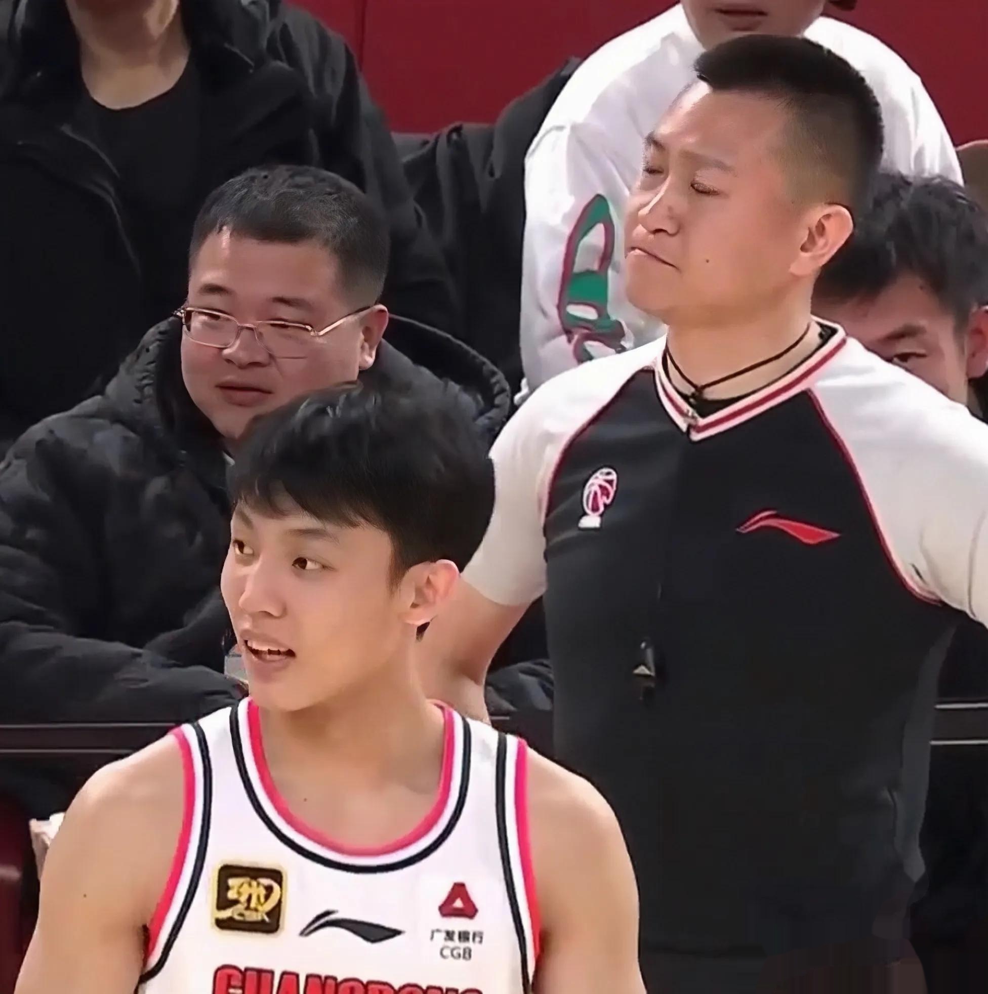 费耶诺德迎CBA常规赛关键赛，今夜止住颓势，底气十足，控场能力受关注-九游体育入口