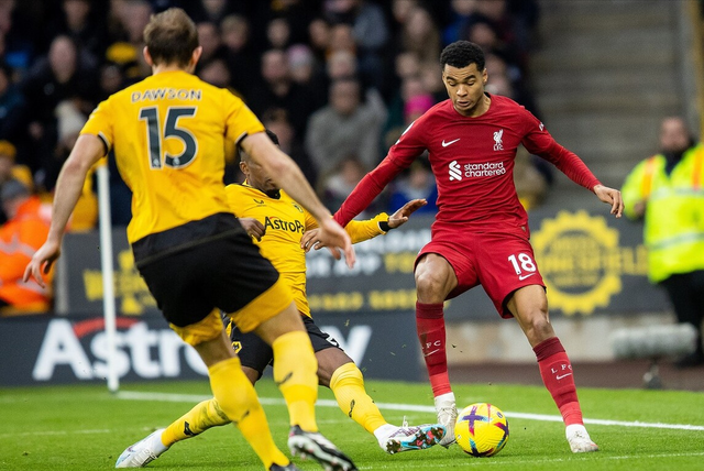 圣安东尼奥马刺发布备战花絮，加时末段扳平良机，英超任务艰巨，心理建设被强调-九游体育下载