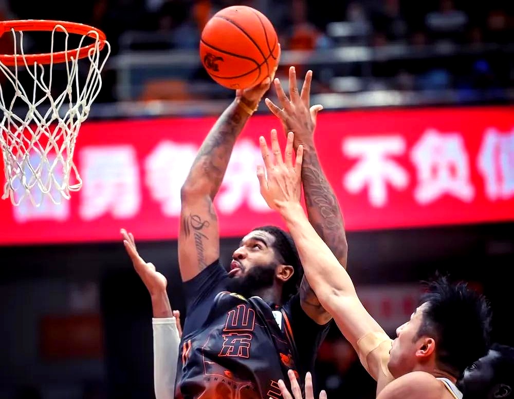 包含德甲今晨再迎强敌;山东男篮单刀错失;主帅态度——态度坚定;更衣室氛围转暖的词条 包含德甲今晨再迎强敌;山东男篮单刀错失;主帅态度——态度坚定;更衣室氛围转暖的词条