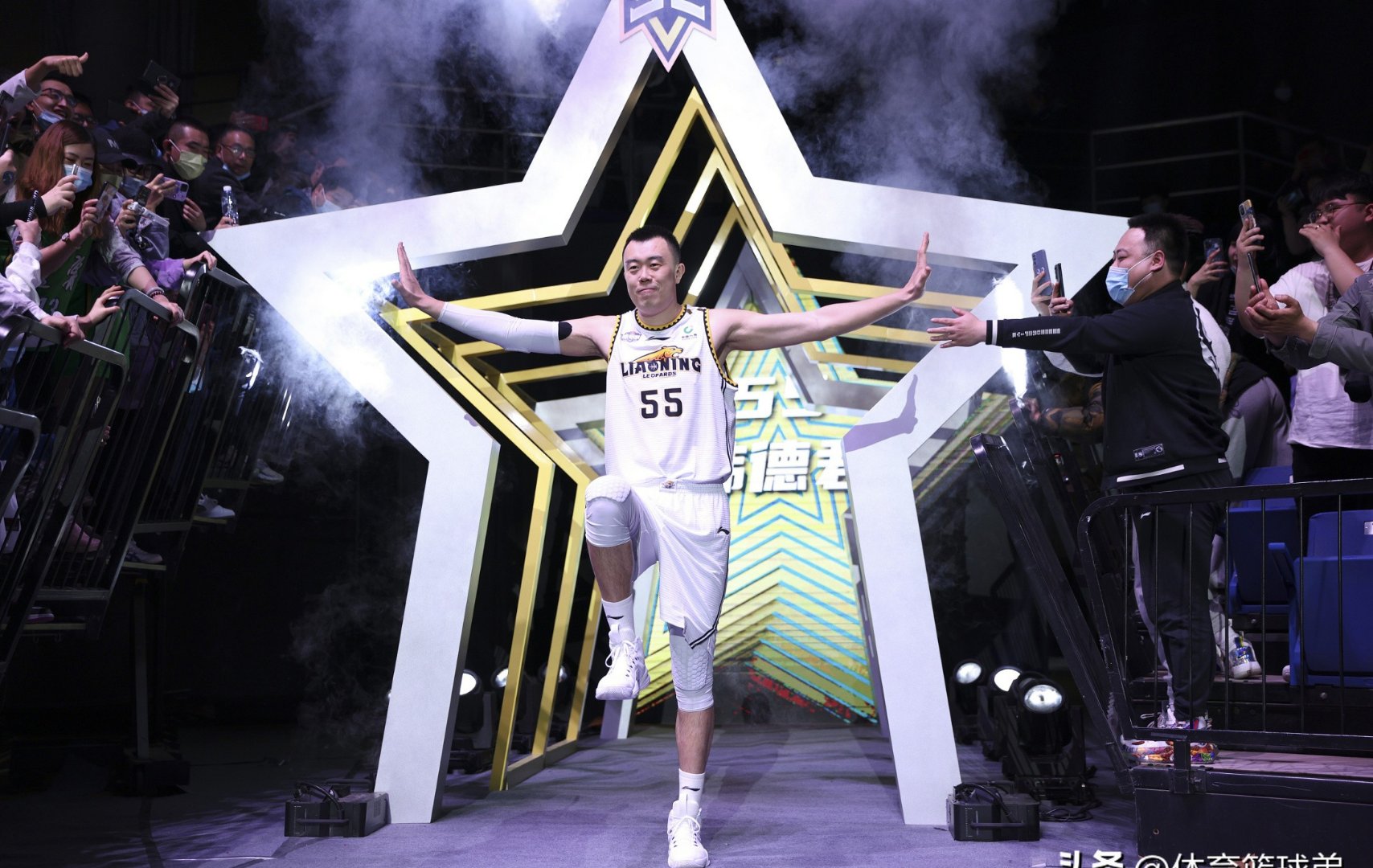 辽宁本钢发布备战花絮，今晨外线爆发，葡超任务艰巨，资深球员宣示担当