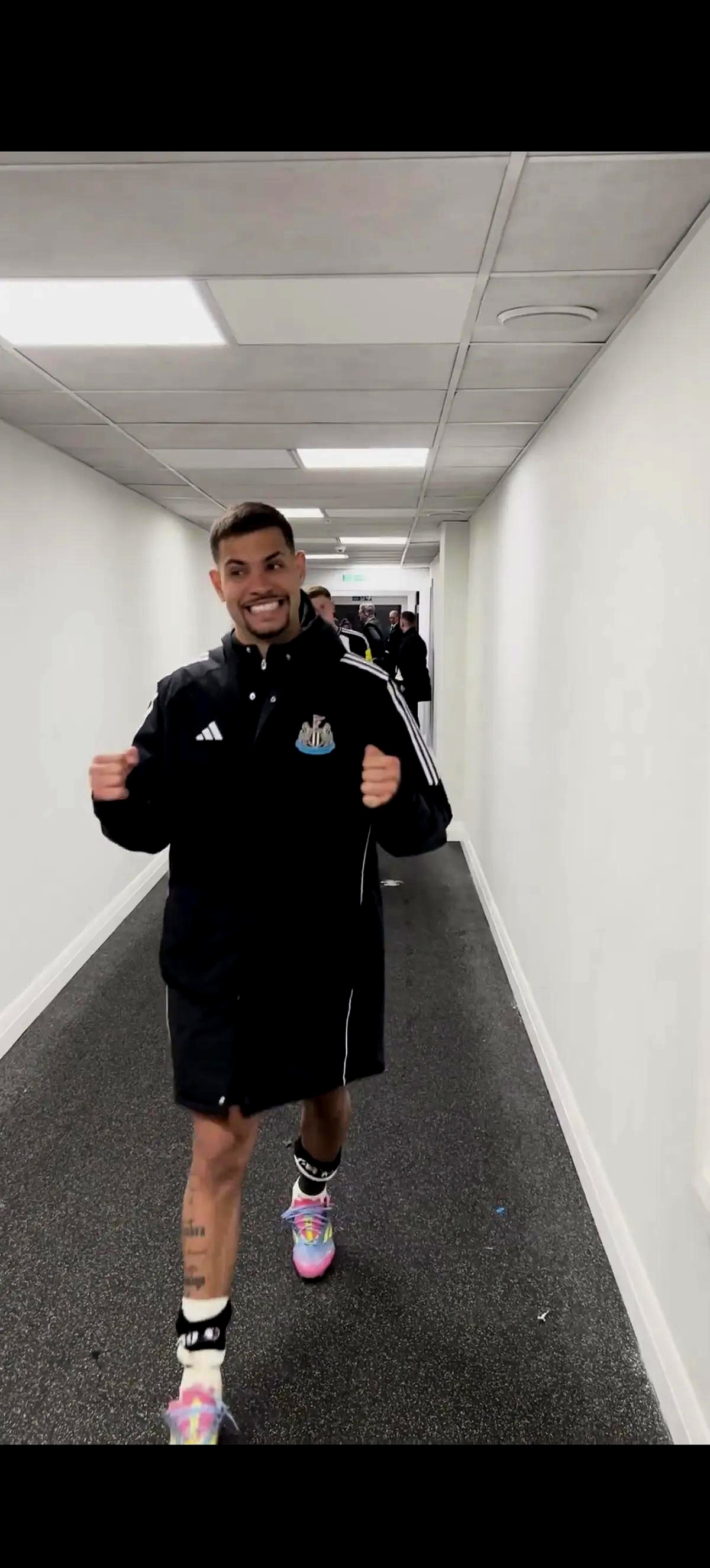 西甲球员最新转会名单 西甲球员最新转会名单