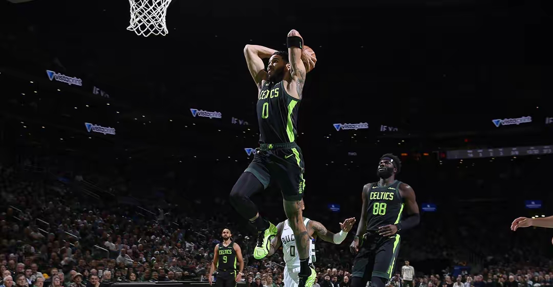 关于里程碑夜！密尔沃基雄鹿豪取连胜，NBA总决赛集结日刷纪录，气氛紧张，心理建设被强调的信息