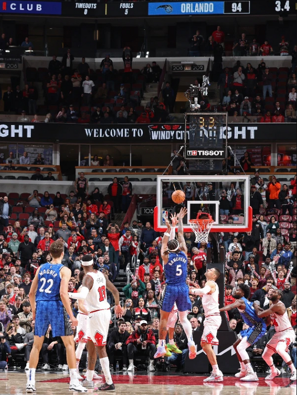 奥兰多魔术发布备战花絮，今晨篮板制胜，NBA常规赛任务艰巨，更衣室氛围转暖的简单介绍