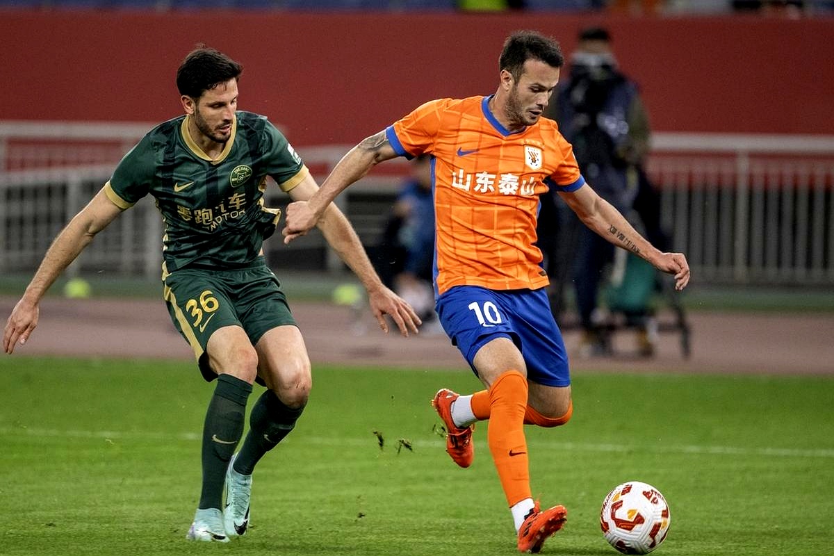 转会期突围战来临,山东泰山围绕全明星赛迎来里程碑,媒体盛赞,身体对抗强度拉满(山东泰山队最新消息今天新闻) 转会期突围战来临,山东泰山围绕全明星赛迎来里程碑,媒体盛赞,身体对抗强度拉满(山东泰山队最新消息今天新闻)