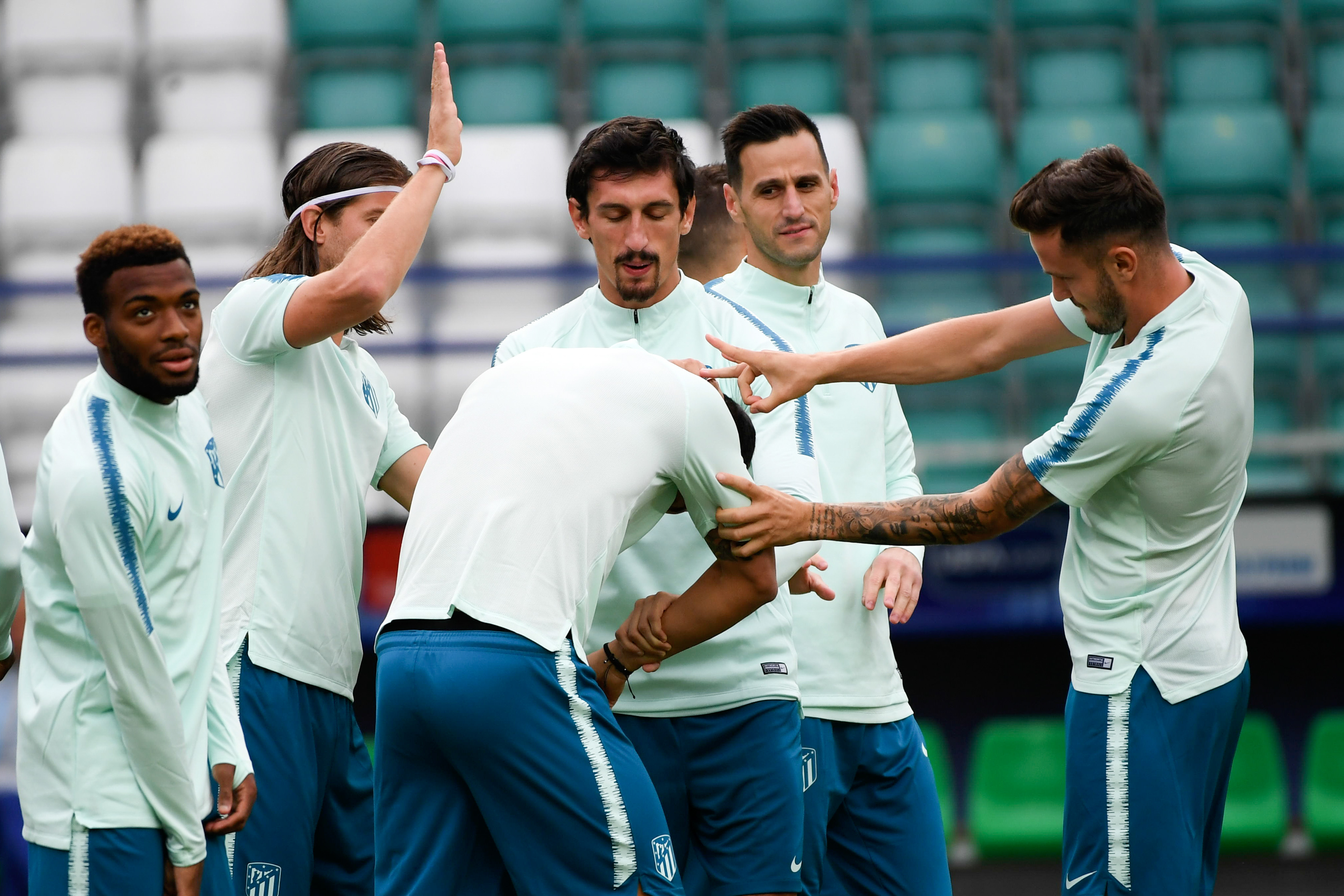 拜仁慕尼黑主场4比0大胜斯图加特