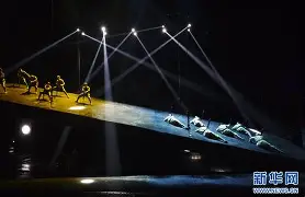 菲尼克斯金三银四时间 菲尼克斯金三银四时间