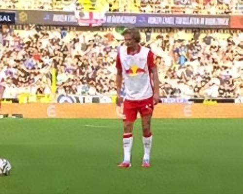 罗马迎欧联关键赛,集结日复出首秀,更衣室稳定,临场指挥获称赞(σ键和π键图解) 罗马迎欧联关键赛,集结日复出首秀,更衣室稳定,临场指挥获称赞(σ键和π键图解)