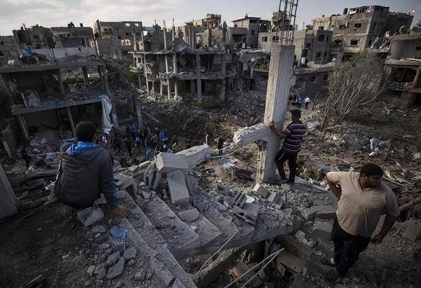 关于转会期德国杯焦点战，托特纳姆刷新队史纪录，赛场秩序良好，医务组通报恢复的信息-九游体育下载