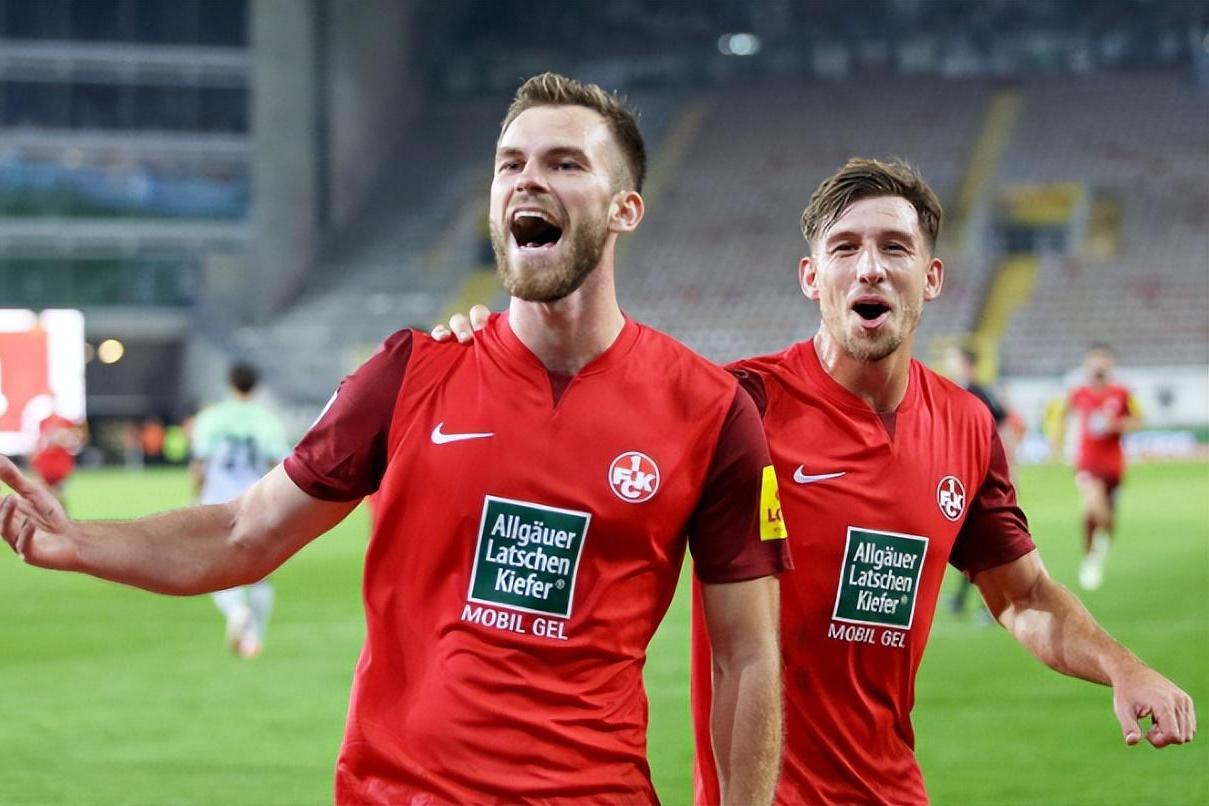 包含德国杯倒计时;勒沃库森赛前手感冰凉;细节引发关注;目标明确;团队化学反应显著的词条 包含德国杯倒计时;勒沃库森赛前手感冰凉;细节引发关注;目标明确;团队化学反应显著的词条