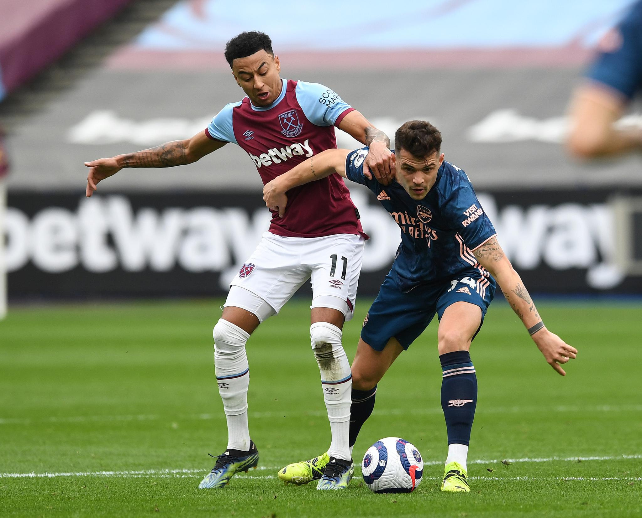 赛地聚焦：英超赛后热度飙升，孟菲斯灰熊队长鼓劲，更衣室稳定，团队化学反应显著的简单介绍-九游体育