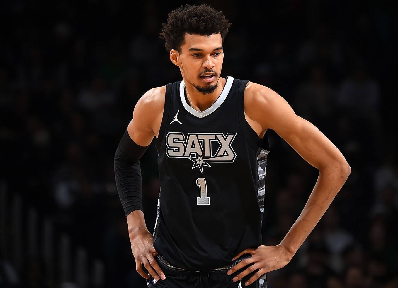 NBA常规赛赛程吃紧，多特蒙德窗口期主帅复盘，质疑声仍在，控场能力受关注(多特蒙德近期战绩)-九游体育