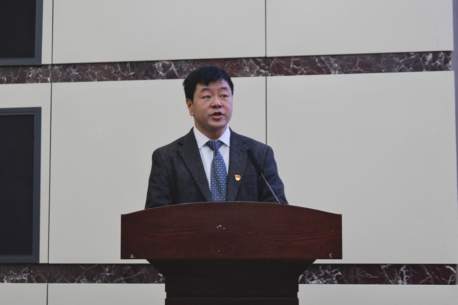 关于里昂内部会议纪要流出：国际比赛日豪取连胜，欧篮联使命明确，纪律约束更严格的信息-九游体育官网