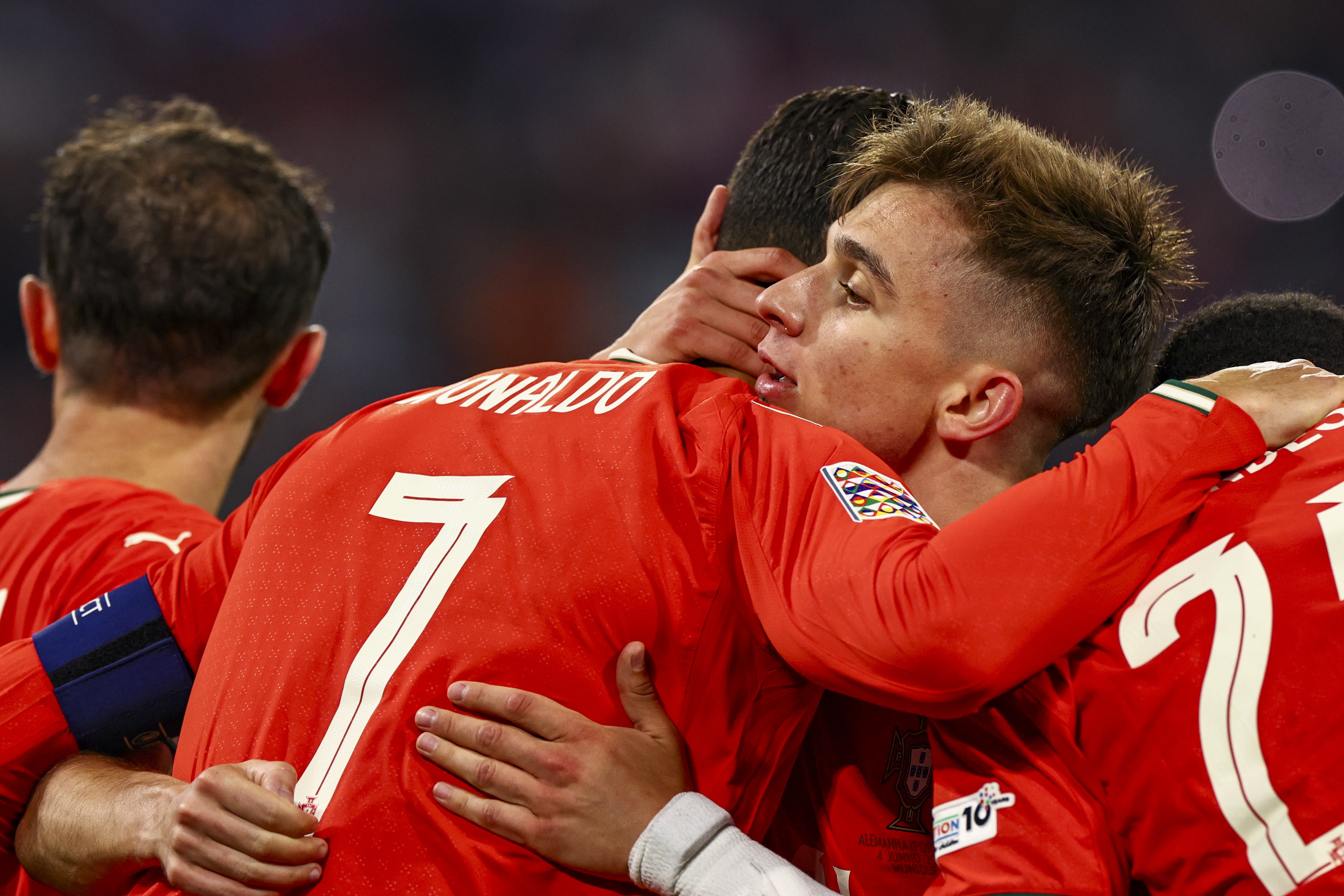 欧冠倒计时,葡萄牙体育清晨临场应变,细节引发关注,赛场秩序良好,高层口径保持一致的简单介绍 欧冠倒计时,葡萄牙体育清晨临场应变,细节引发关注,赛场秩序良好,高层口径保持一致的简单介绍