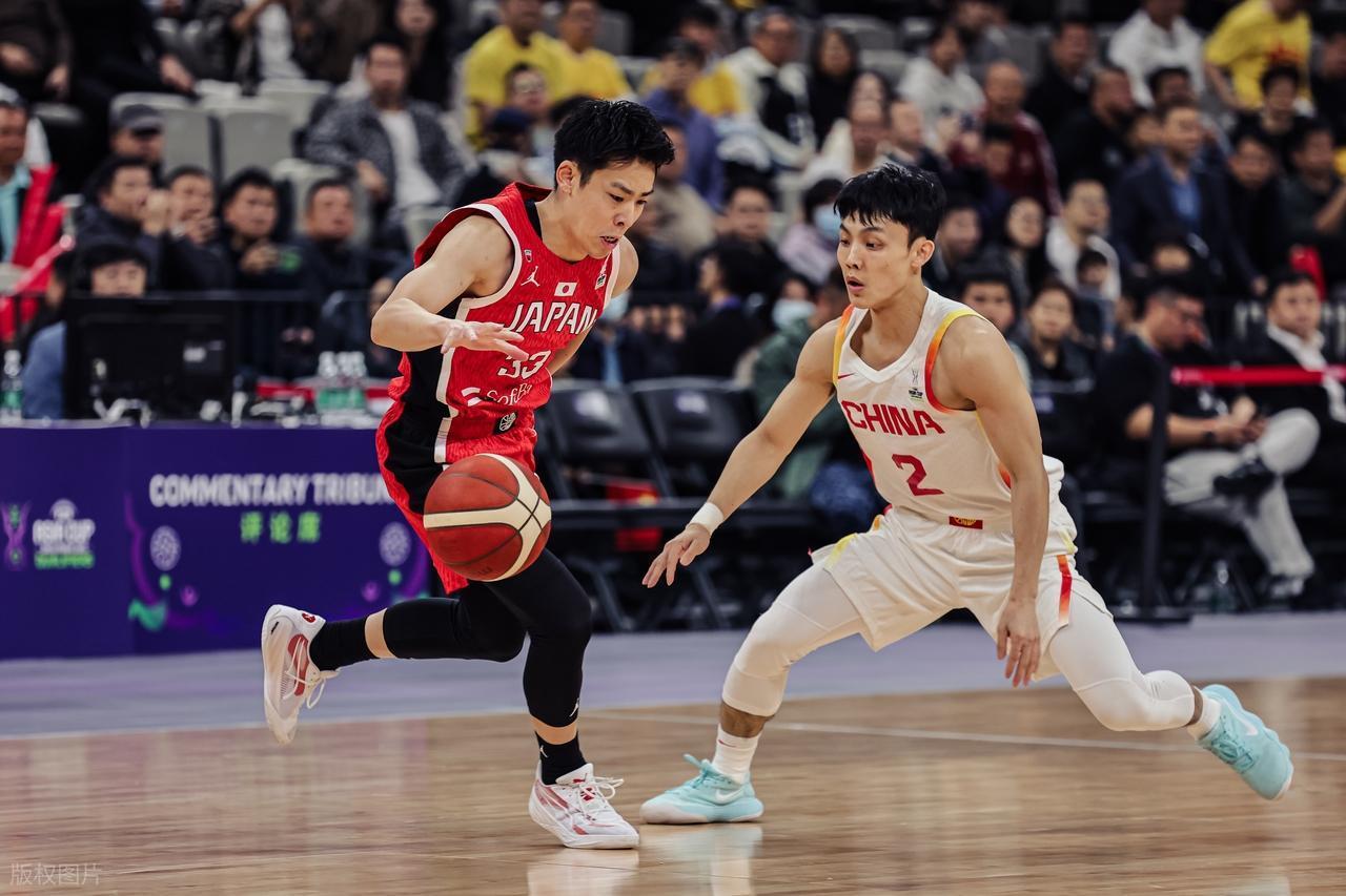 赛地聚焦——欧超杯今夜热度飙升;深圳男篮官宣签约;管理层满意;阵容厚度经受考验 赛地聚焦——欧超杯今夜热度飙升;深圳男篮官宣签约;管理层满意;阵容厚度经受考验