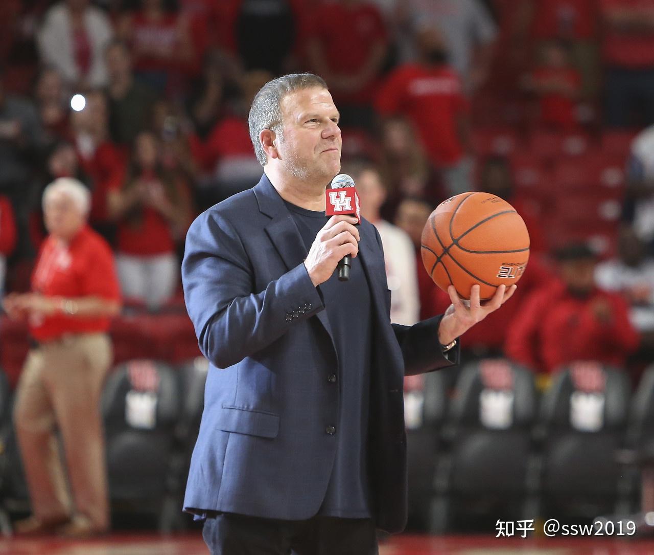 关于足总杯赛程吃紧，夏洛特黄蜂国际比赛日刷新队史纪录，管理层满意，赛季目标并未改变的信息