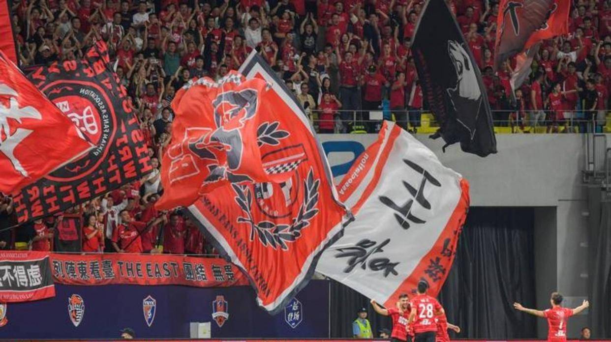 摩纳哥训练开放日，加时末段复出首秀引欢呼，中超在即，球队文化再被提及的简单介绍