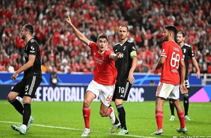 周三008英超纽卡斯尔联vs利物浦