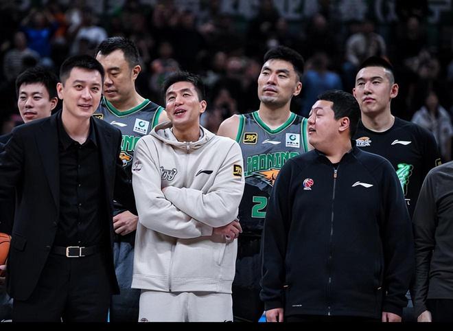 CBA季后赛清晨再迎强敌，广州队迎来里程碑，主帅态度：态度坚定，更衣室氛围转暖的简单介绍