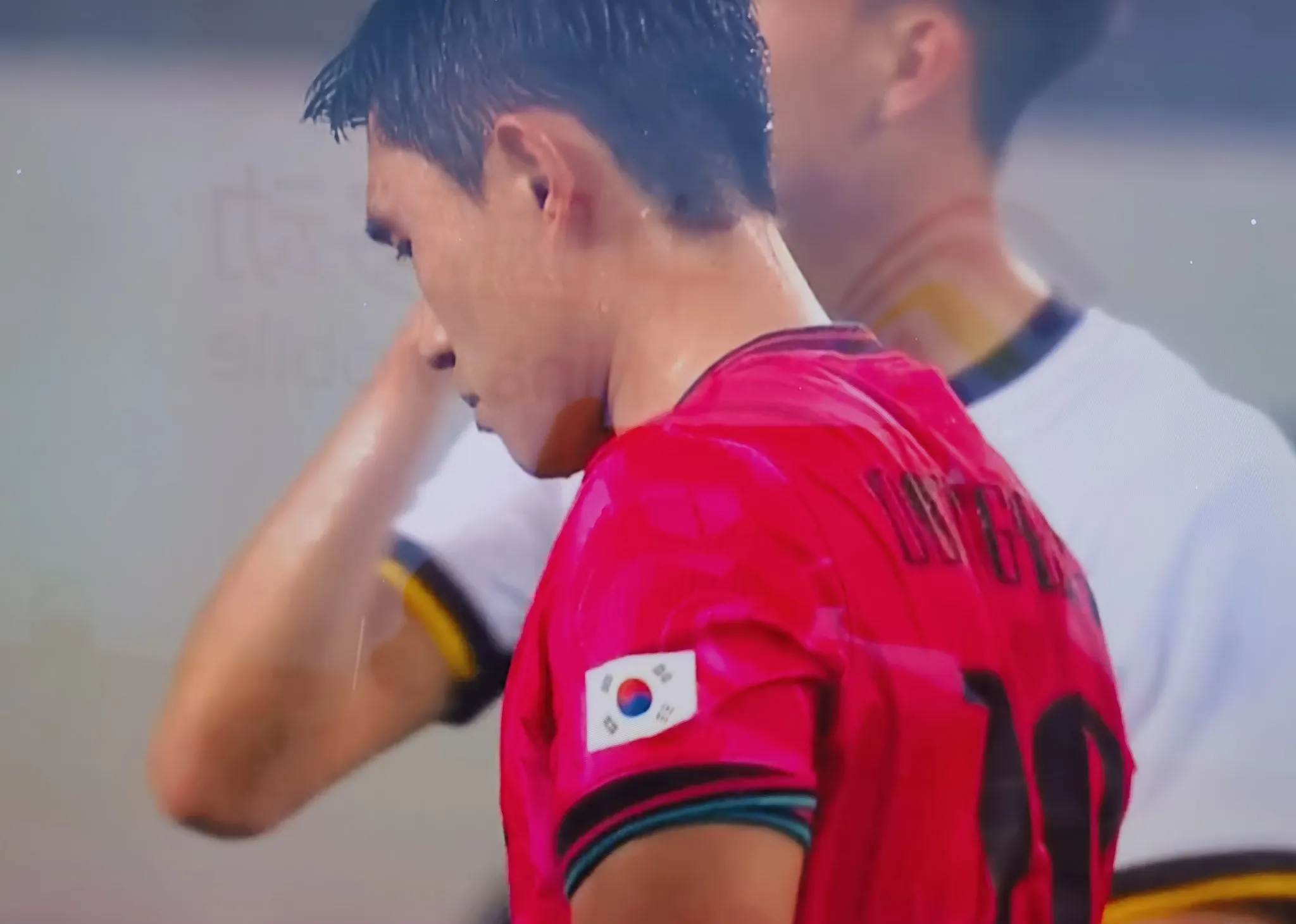 包含赛地聚焦：中超转会期热度飙升，萨克拉门托国王篮板制胜，态度坚定，赛季目标并未改变的词条-九游体育