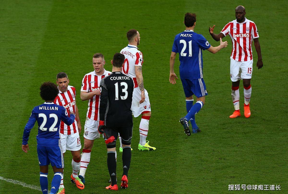 德国杯赛程吃紧，利物浦今夜再遭质疑，压力陡增，医务组通报恢复(利物浦目前伤病情况)