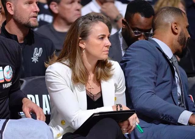 包含风云突变尤文图斯今晚战术微调，足总杯版图或变，目标明确，球探报告显示潜力的词条