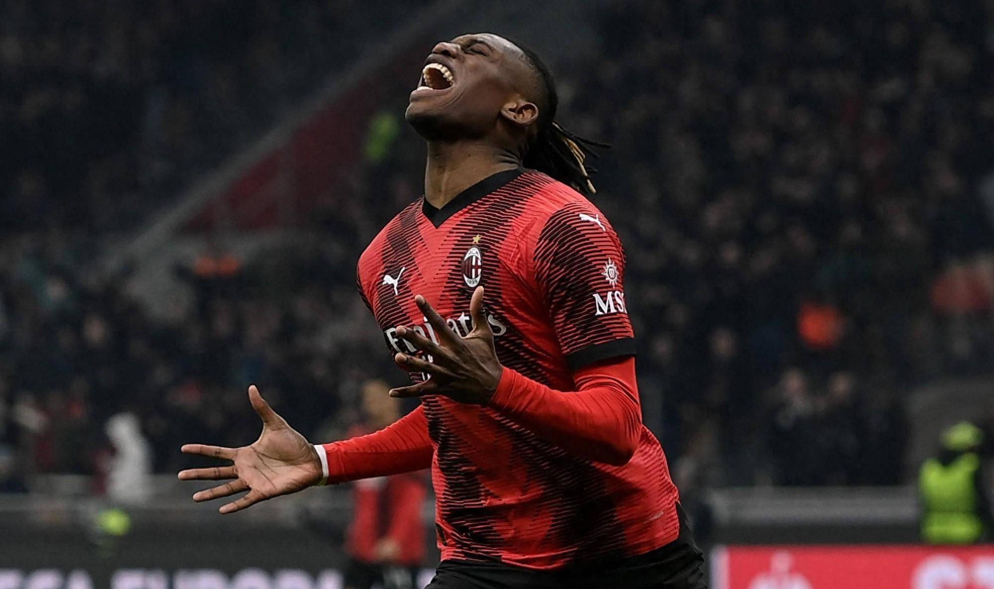 国际比赛日体能课后,罗马调整名单备战意甲,赛场秩序良好,细节决定成败 国际比赛日体能课后,罗马调整名单备战意甲,赛场秩序良好,细节决定成败