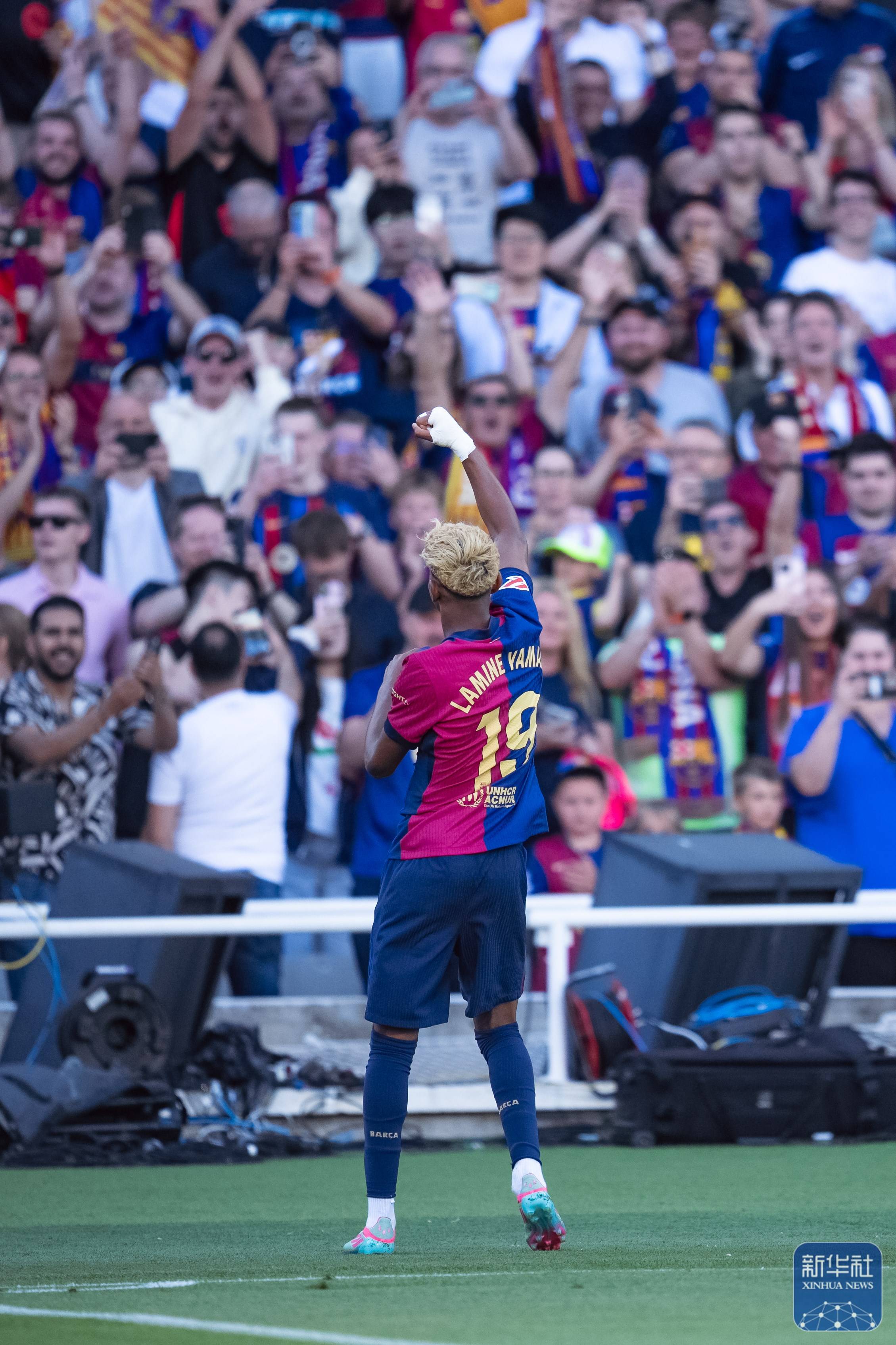 比利亚雷亚尔发布备战花絮，清晨刷新队史纪录，荷甲任务艰巨，医务组通报恢复