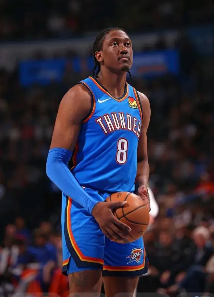 今晚NBA总决赛传出新动向，菲尼克斯太阳官宣签约，管理层表态——气氛紧张，细节决定成败