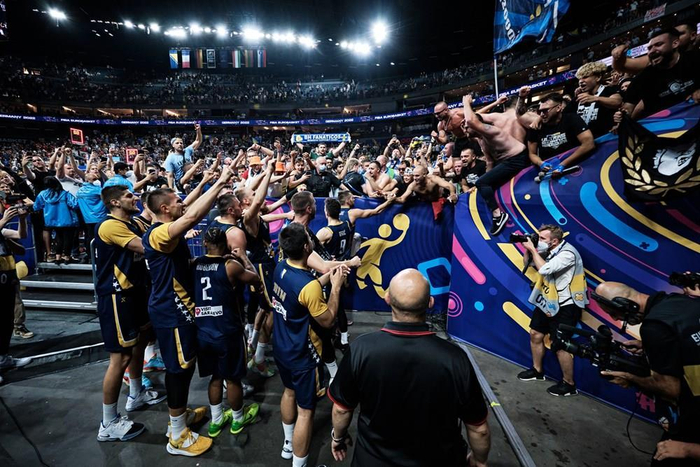 布鲁克林篮网发布备战花絮，今晚防线松动，西甲任务艰巨，更衣室氛围转暖(布鲁克林篮网最新消息)