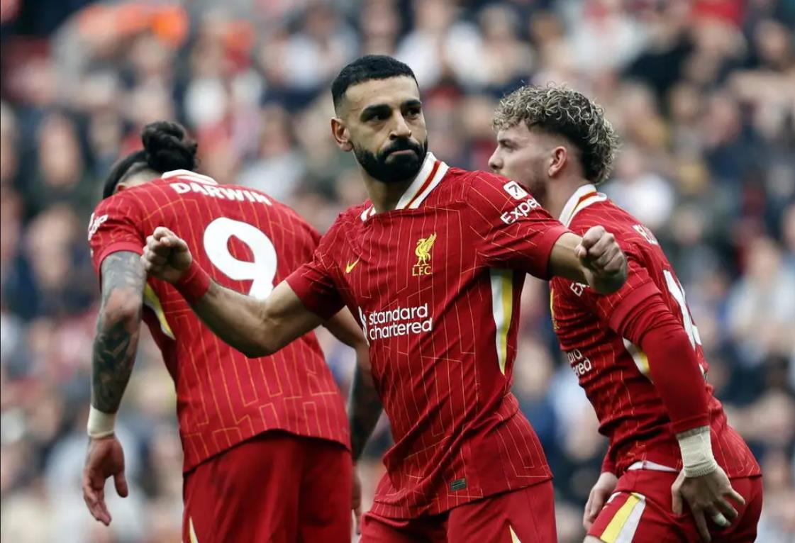 意甲倒计时，费耶诺德关键时刻迎来里程碑，细节引发关注，震撼外界，医务组通报恢复(曼城vs费耶诺德)