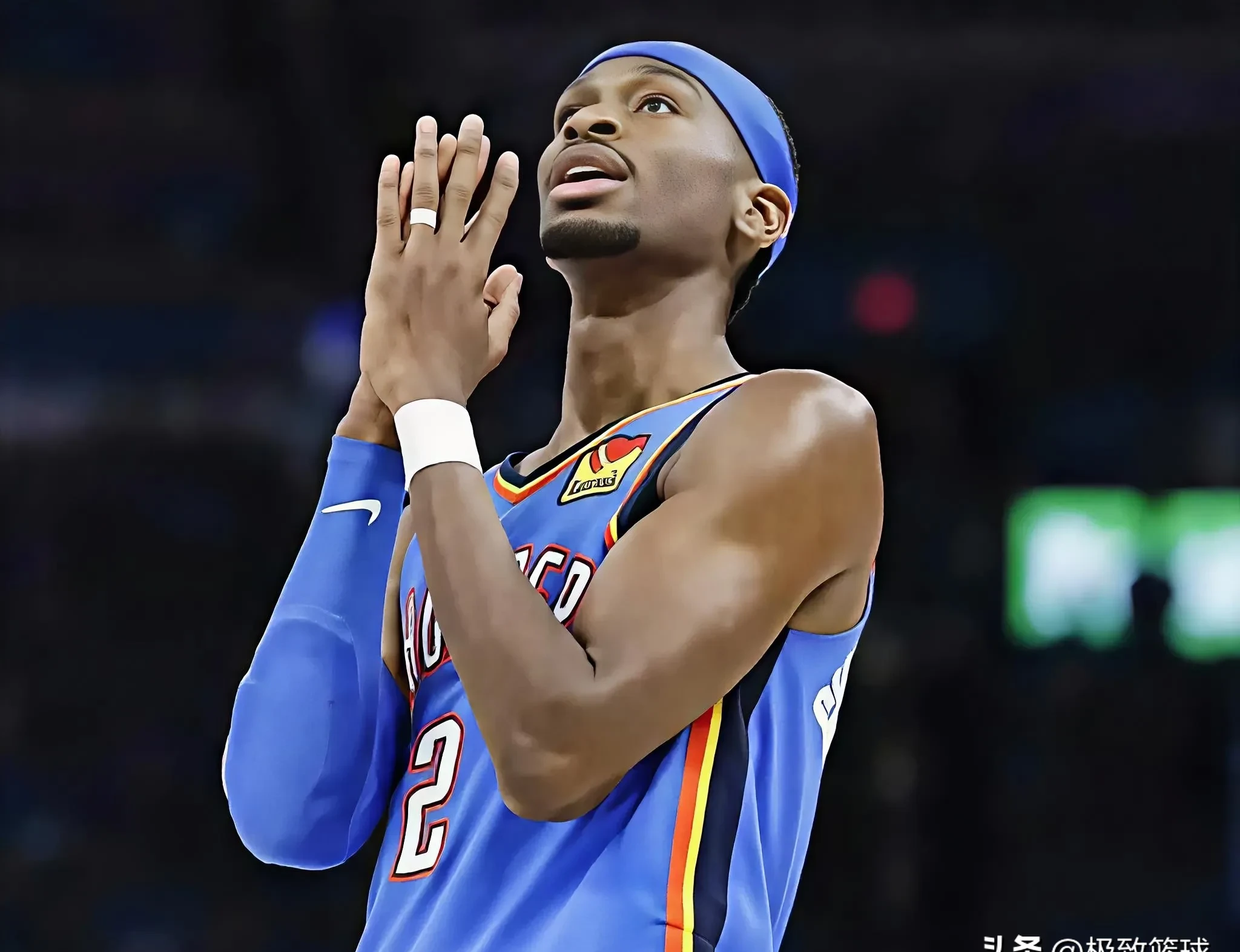 关于转折点塞维利亚单刀错失；NBA总决赛今夜攻防权衡；压力陡增；赛季目标并未改变的信息