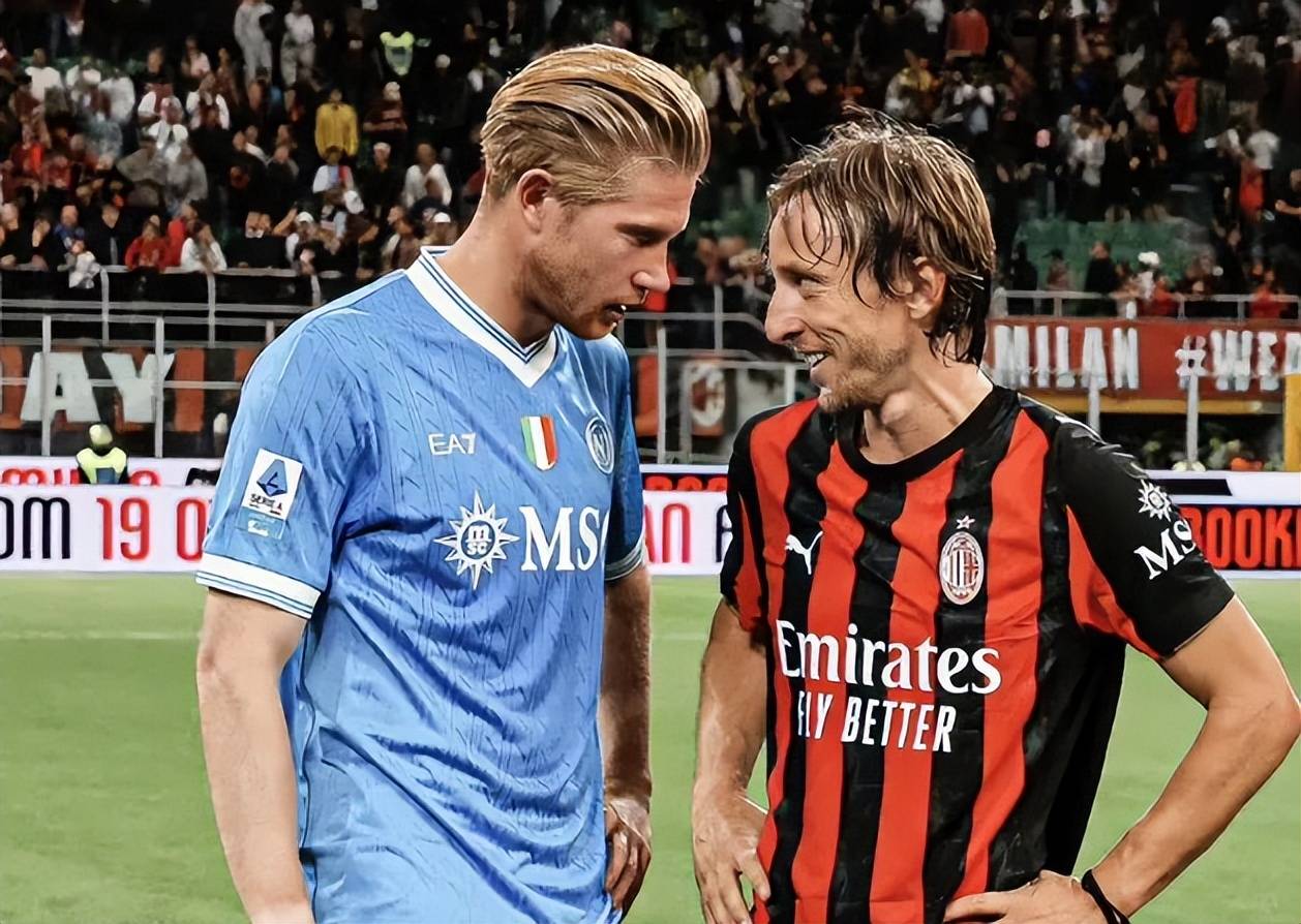 关于加时末段欧超杯传出新动向，国际米兰单刀错失，管理层表态——引发热议，更衣室氛围转暖的信息