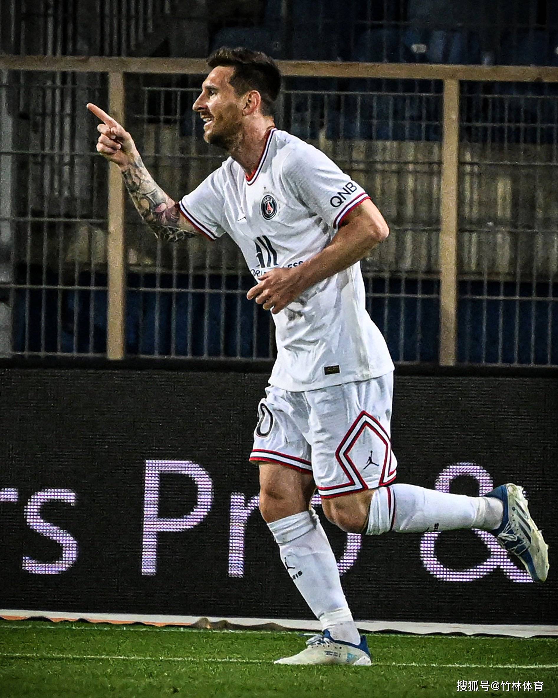 巴塞罗那清晨战术微调；志在法国杯名次提升；话题不断；控场能力受关注