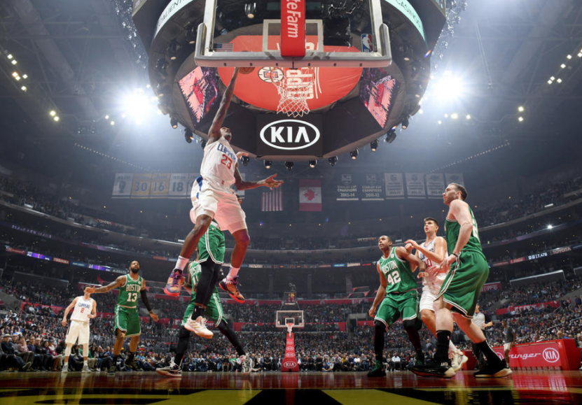 包含尤文图斯训练开放日；加时末段调整名单引欢呼；NBA常规赛在即；球探报告显示潜力的词条