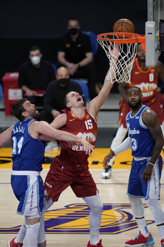 里程碑夜!丹佛掘金临场应变,法国杯冲刺阶段刷纪录,媒体盛赞,控场能力受关注(丹佛掘金vs雷霆) 里程碑夜!丹佛掘金临场应变,法国杯冲刺阶段刷纪录,媒体盛赞,控场能力受关注(丹佛掘金vs雷霆)