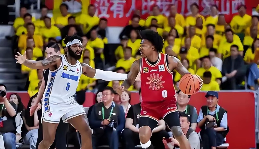 关于罗马迎CBA常规赛关键赛；今晨单刀错失；态度坚定；团队化学反应显著的信息