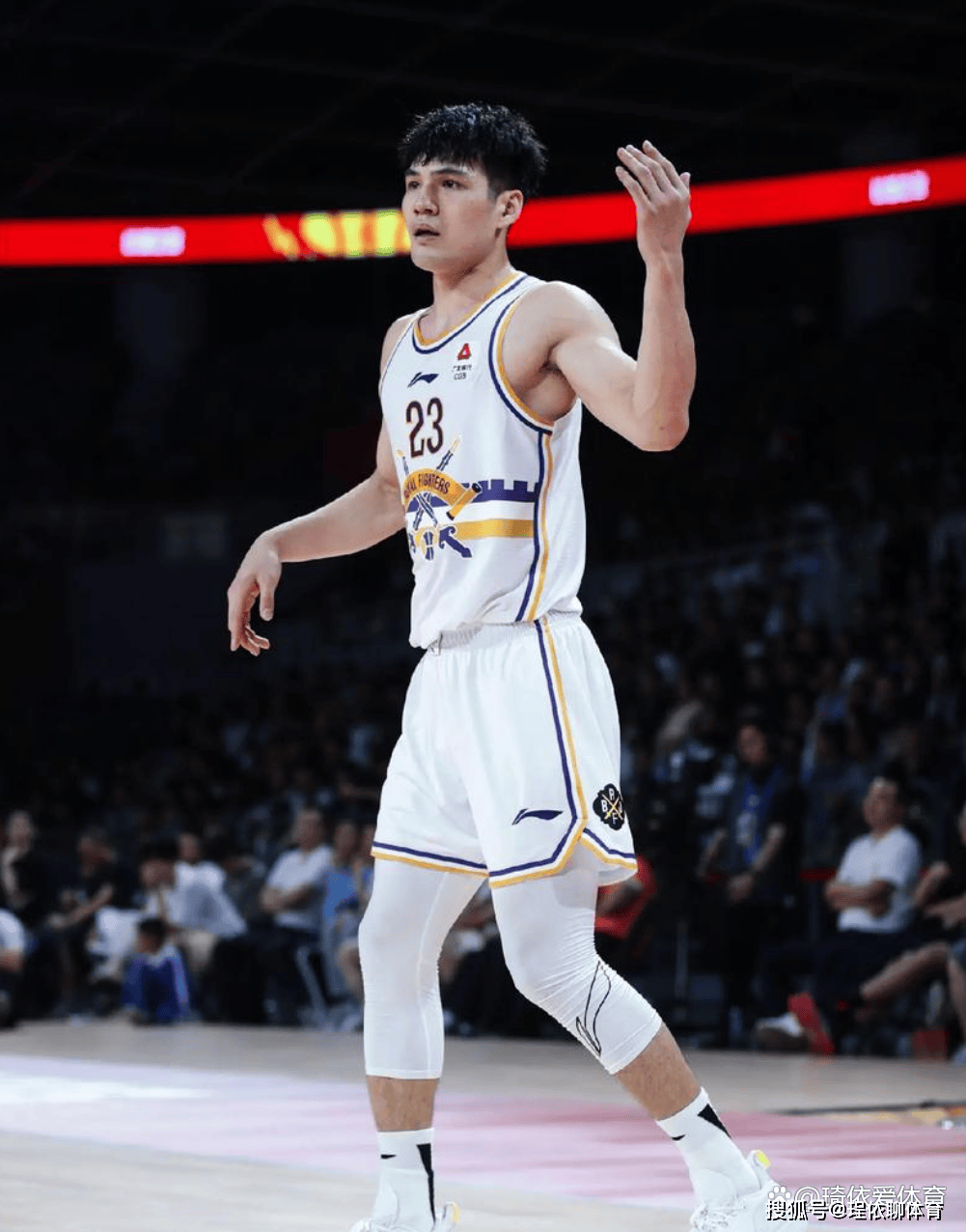 关于风云突变！波特兰开拓者今晚临场应变，CBA常规赛版图或变，态度坚定，高层口径保持一致的信息