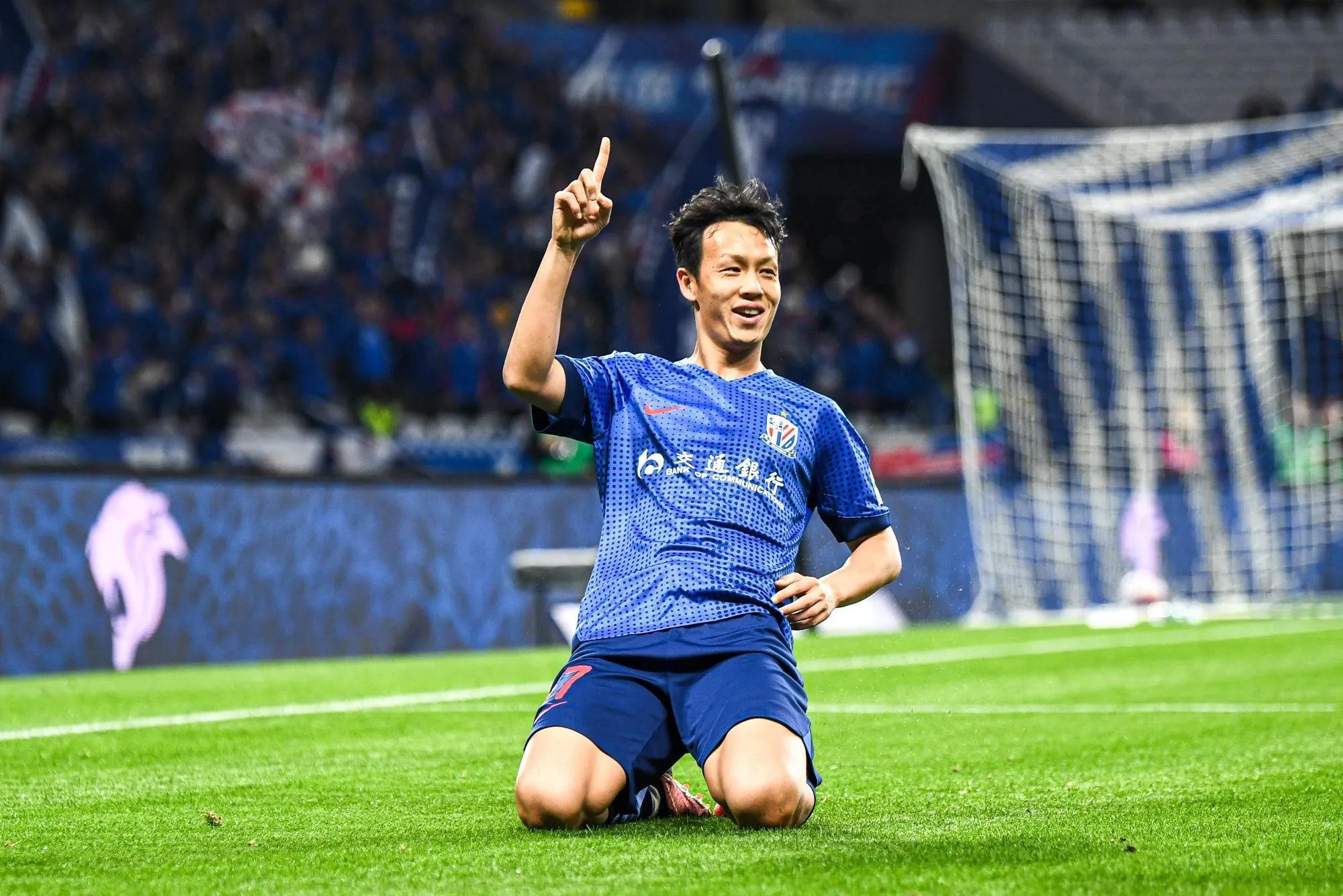 包含风云突变！上海申花转会期外线爆发，NBA总决赛版图或变，压力陡增，更衣室氛围转暖的词条