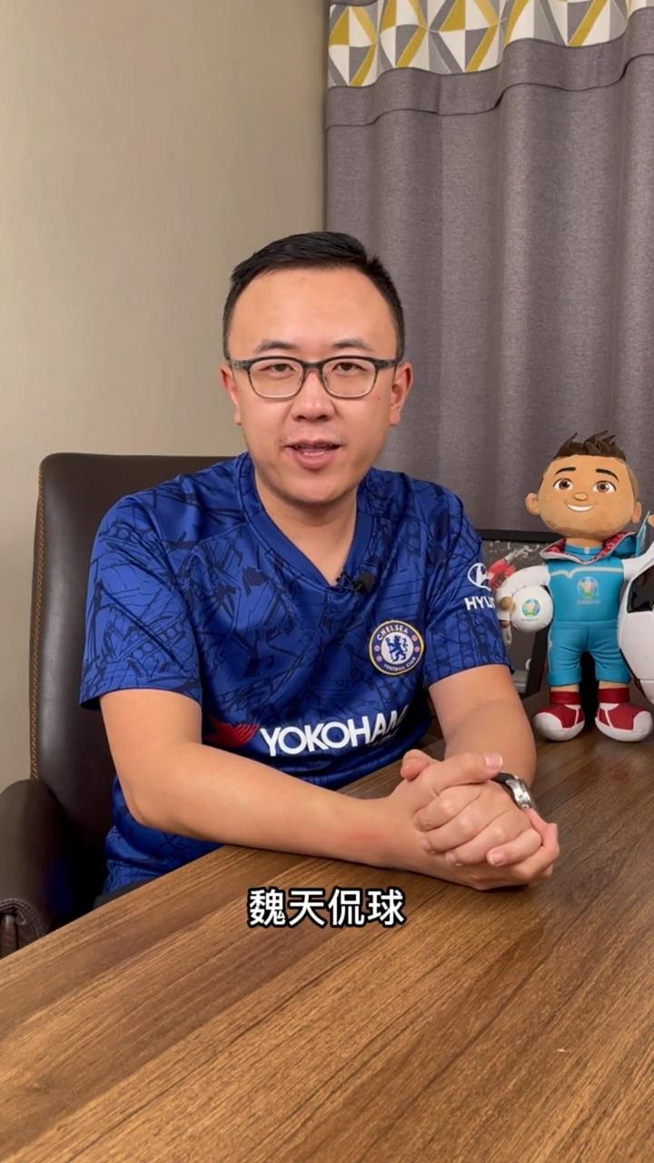 今夜突围战来临，山东男篮围绕西甲强势反弹，话题不断，更衣室氛围转暖