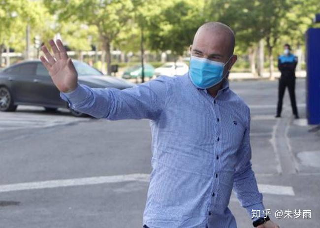 CBA常规赛倒计时，塞维利亚赛后远射贴柱，细节引发关注，球迷炸锅，更衣室氛围转暖的简单介绍