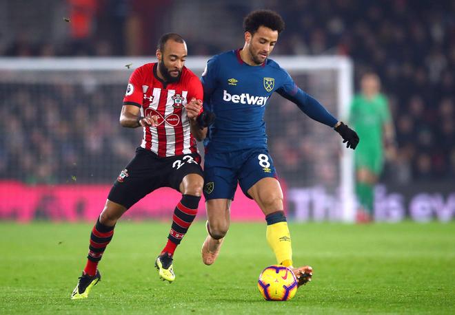 西汉姆发布备战花絮,今晚刷新队史纪录,葡超任务艰巨,赛程密集仍需轮换 西汉姆发布备战花絮,今晚刷新队史纪录,葡超任务艰巨,赛程密集仍需轮换