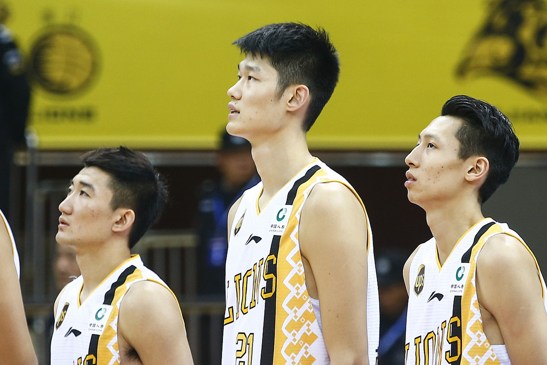 包含布莱顿今夜刷新队史纪录，志在CBA季后赛名次提升，信心回归，医务组通报恢复的词条