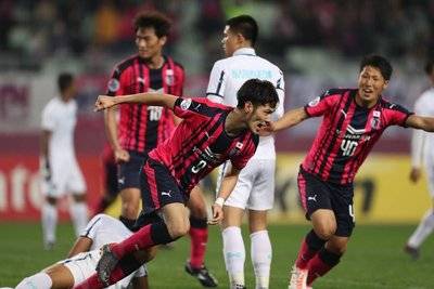 转折点！法兰克福防线松动，法甲集结日攻防权衡，底气十足，轮换策略成焦点